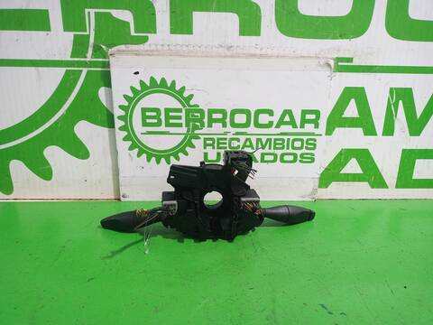 Mando Multifuncion Ford Focus TREND BERLINA 101CV 74KW