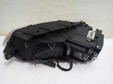 Foto 3ª: Faro Derecho Volkswagen Passat INDIVIDUAL 140CV (2005)