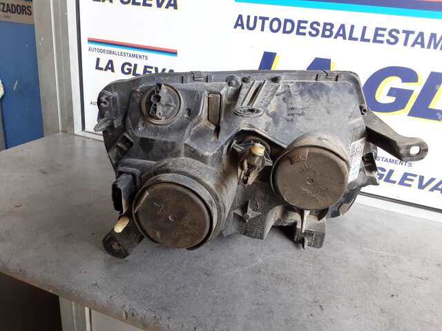 Foto 3ª: Faro Izquierdo Dacia Duster 1.5 DCI110CV [K9K 856] (2014)