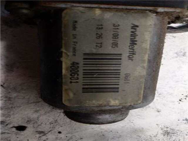 Foto 3ª: Elevalunas Eléctrico Trasero Izquierdo Nissan Primera 1.9 ACENTA [1.9 LTR. - 88 KW 16V TURBODIESEL CAT] [F9Q]