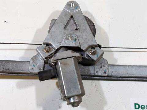 Foto 3ª: Elevalunas Eléctrico Delantero Derecho Nissan Primastar 1.9 DCI DIESEL CAT 101CV 74KW [F9Q760] (2004)