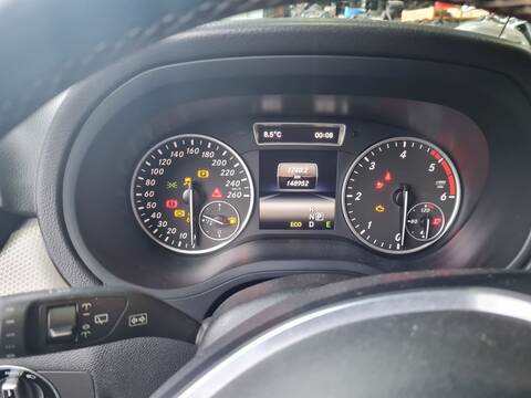 Foto 2ª: Cuadro de Instrumentos Mercedes Clase B 150 B 180 CDI BE 246.200) 109CV 80KW [651901] (2013)