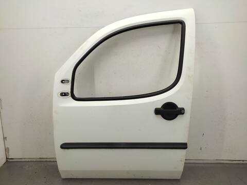 Foto 1ª: Puerta Delantera Izquierda Fiat Doblo 1.9 JTD 105CV 77KW [223A7000] (2004)