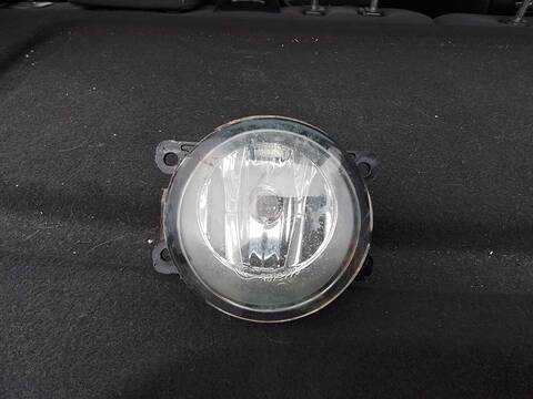 Foto 3ª: Faro Antiniebla Delantero Izquierdo Ford Focus 1.6 TDCI CAT 95CV 70KW [T3DA] (2014)