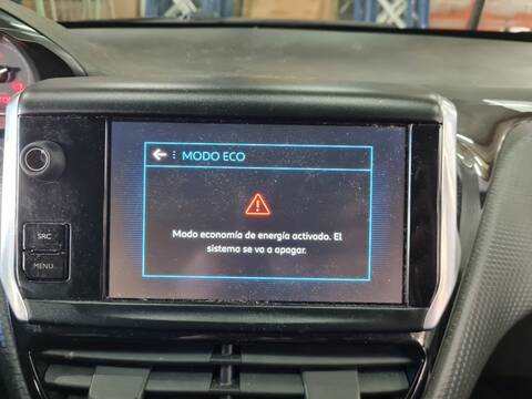 Pantalla Multifuncion Peugeot 2008 ALLURE 102CV 75KW