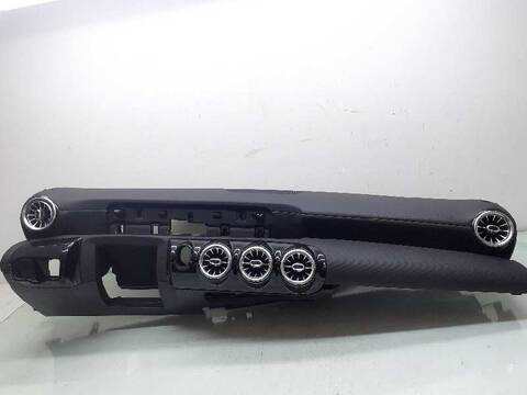 Foto 1ª: Salpicadero Mercedes Clase A 140 A 180 177.084) 136CV 100KW [282914] (2020)