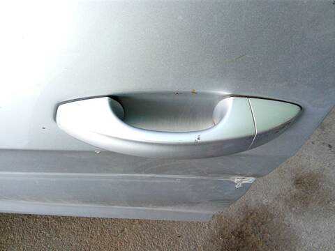 Maneta Exterior Delantera Izquierda Volkswagen Golf 1.6 TDI 110CV 81KW