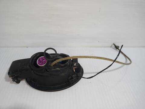 Foto 3ª: Tapa Exterior Combustible Jaguar E Pace 2.0 D150 AWD 150CV X540) [204DTD(AJ20D4) 204DTF(AJ20D4)] (2017)