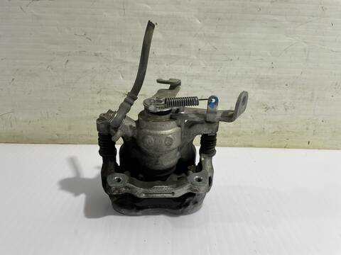 Foto 3ª: Pinza Freno Trasera Izquierdo Mazda 3 CENTER-LINE 150CV 110KW [SHY6, SHY4] (2014)