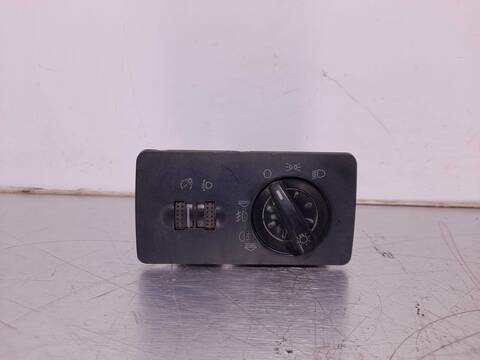 Foto 3ª: Mando Luces Skoda Fabia 75CV 55KW [ASY] (2001)