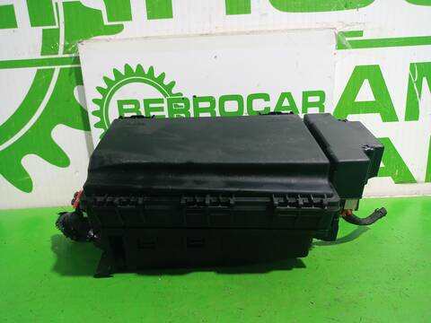 Caja Reles Fusibles Opel Zafira COSMO 120CV 88KW
