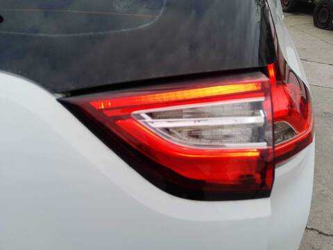 Foto 4ª: Piloto Portón Derecho Renault Scenic BLACK EDITION 140CV 103KW IV [H5H B4] (2020)