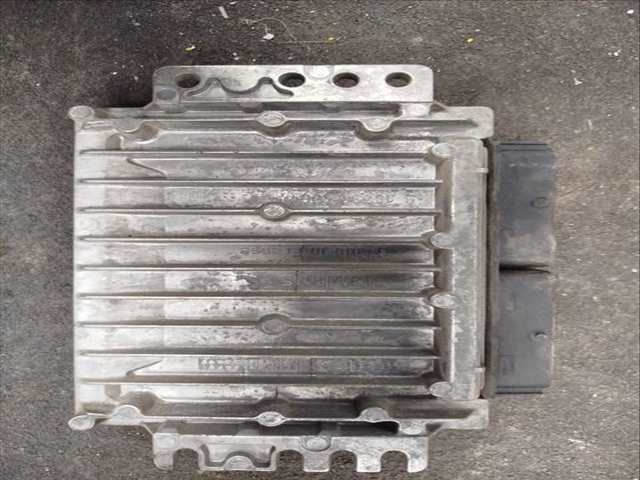 Foto 3ª: Centralita Motor ECU Renault Megane VERSION INDEFINIDA I FASE 2 CLASSIC LA...) (2000)