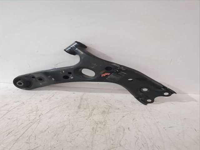 Foto 3ª: Brazo Suspension Delantero Izquierdo Toyota Auris 1.33 DUAL-VVTI NRE150_) 101CV 74KW [1NR-FE] (2010)