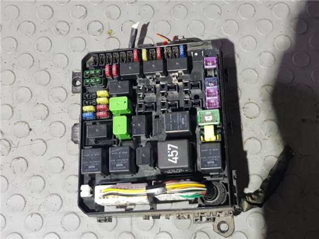 Caja Reles Fusibles Mitsubishi Lancer 2.0 INSTYLE [2.0 LTR. - 103 KW DI-D CAT]