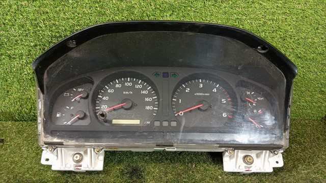 Cuadro de Instrumentos Toyota Land Cruiser 4.2 TD HDJ100