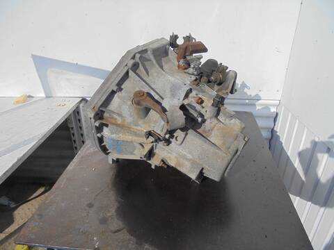 Foto 2ª: Caja Cambios Alfa Romeo 147 1.9 JTD 120 COLLEZIONE 120CV 88KW [937A3000] (2006)