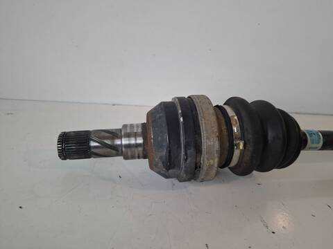 Foto 3ª: Transmision Delantera Derecha Chevrolet Lacetti CDX 1.6 CAT 109CV (2005)