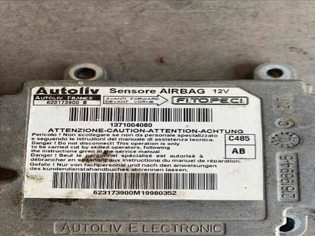 Foto 2ª: Centralita Airbag Peugeot Bipper 1.3 CDTI75CV 0CV [199A9000] (2013)