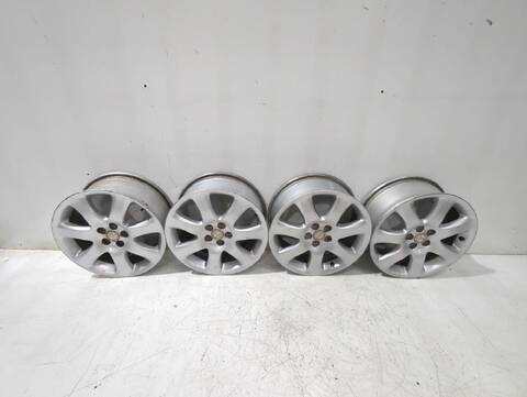 Foto 3ª: Juego LLantas Toyota Avensis 2.0 D-4D ADT250_) 126CV [1AD-FTV] (2003)