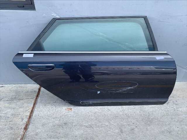 Puerta Trasera Derecha Audi A6 3.000 V6 QUATTRO224CV/165KW AVANT BERLINA 0CV