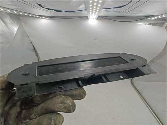 Foto 2ª: Pantalla Multifuncion Peugeot 206 1.6 PLAY STATION 2 [1.6 LTR. - 80 KW 16V CAT (NFU - TU5JP4)]