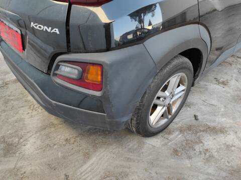 Foto 3ª: Paragolpes Trasero Hyundai Kona D4FE (2020)