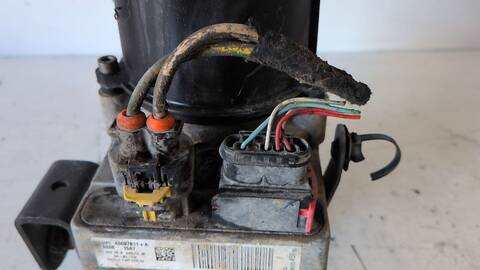 Foto 3ª: Bomba de Direccion Citroen C4 LX 1.6 16V HDI 90CV (2020)
