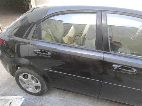 Puerta Trasera Derecha Chevrolet Lacetti F14D3