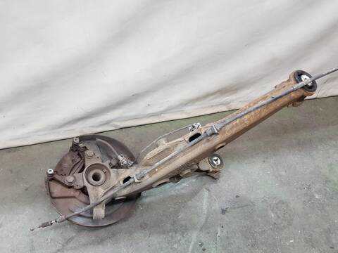 Foto 2ª: Mangueta Trasera Derecha Volkswagen Transporter 2.0 TDI 102CV T5 [CAAB] (2009)