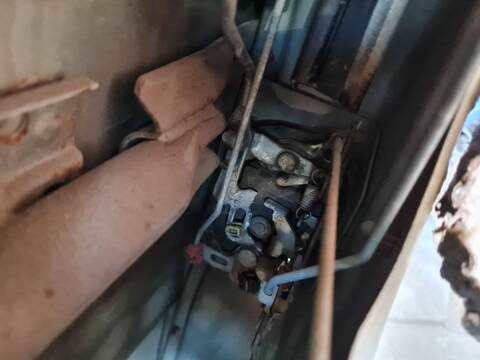 Foto 1ª: Cerradura Puerta Delantera Derecha Suzuki Santana V04V 87CV [RHF] (2006)