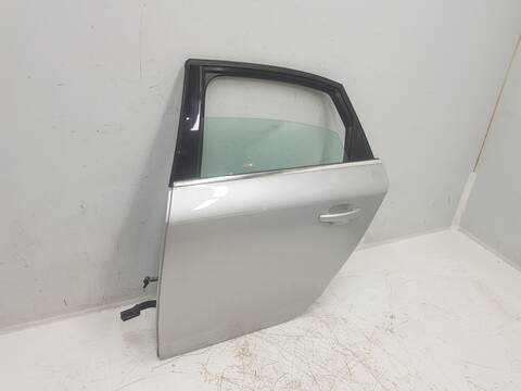 Foto 2ª: Puerta Trasera Izquierda Audi A4 BASICO (2014)