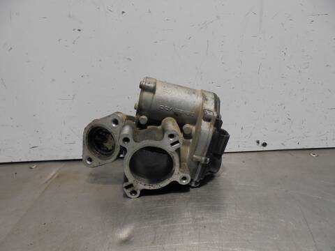 Valvula EGR Renault Trafic 2.0 DCI DIESEL CAT 114CV 84KW CAJA CERRADA