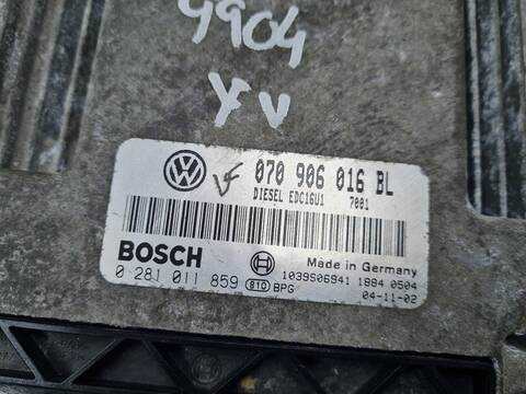 Foto 2ª: Centralita Motor ECU Volkswagen Multivan D T5 BUS ATLANTIS [AXD] (2024)
