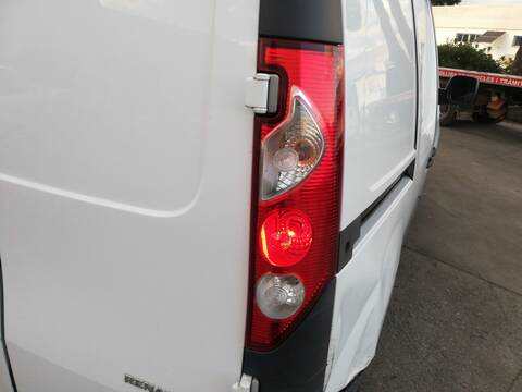 Piloto Trasero Derecho Renault Kangoo K9K808