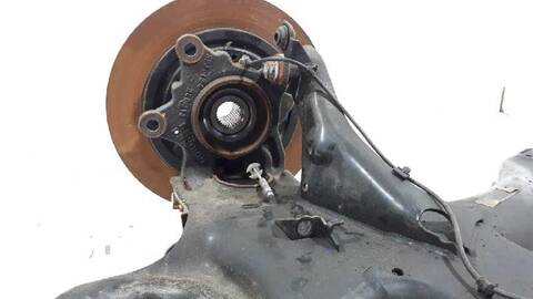 Foto 1ª: Brazo Suspension Trasero Izquierdo Mercedes Vito 88CV 65KW (2014)