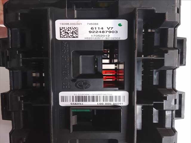 Foto 2ª: Caja Reles Fusibles Bmw Serie 1 116 1.6 D [N47D16A] (2012)