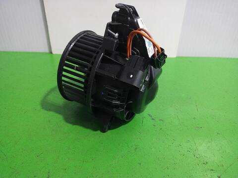 Foto 3ª: Calefacción Volkswagen T-Cross ADVANCE 95CV [DKLA  DUSB  CHZL  DL] (2016)