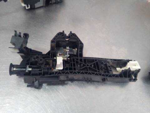 Foto 2ª: Cerradura Puerta Delantera Izquierda Mercedes Sprinter 210/213/216 CDI 906.111/113) 163CV 120KW CAJA ABIERTA [651955] (2014)