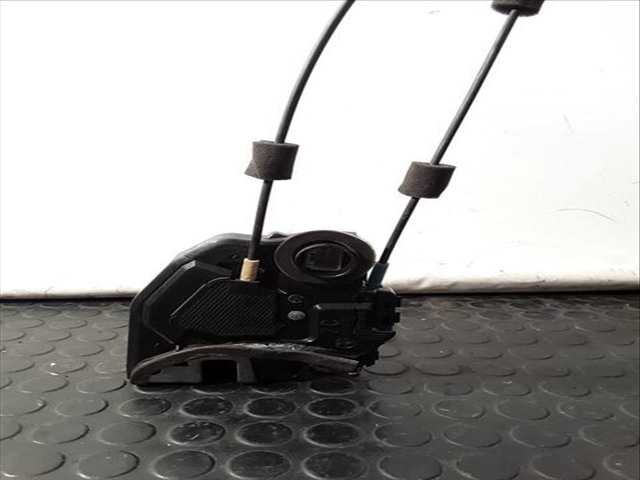 Foto 2ª: Cerradura Puerta Trasera Izquierda Toyota Rav4 ACTIVE 2 16V CAT 152CV (2005)