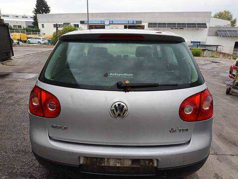 Portón Volkswagen Golf BKC