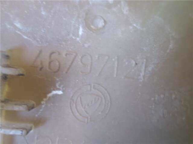 Foto 3ª: Deposito Expansion Fiat Stilo 1.6 16V (192_XB1A) [182 B6.000]