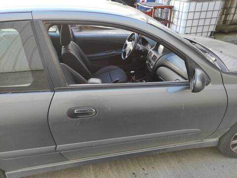Foto 1ª: Puerta Delantera Derecha Nissan Almera QG15DE (2002)