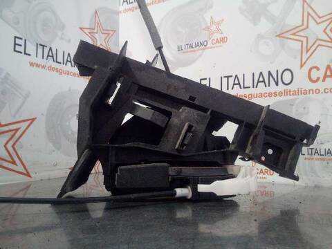 Foto 3ª: Cerradura Puerta Trasera Derecha Ford Focus TREND 116CV 85KW [T1DA] (2013)