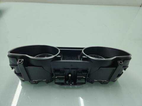 Foto 4ª: Cuadro de Instrumentos Audi A5 2.0 TFSI 132KW) COUPE 180CV [CDNB] (2011)