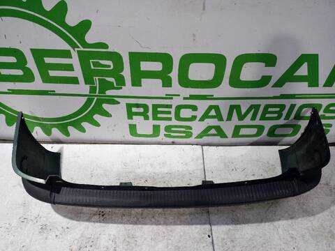 Foto 2ª: Paragolpes Trasero Opel Zafira ELEGANCE 82CV [X20DTL] (1999)