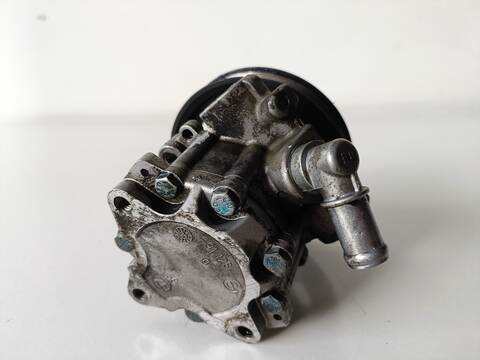 Foto 3ª: Bomba de Direccion Audi A4 1.9 TDI 90CV