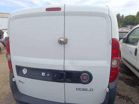 Portón Fiat Doblo BASIS FURGON 90CV 66KW