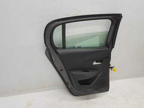 Foto 3ª: Puerta Trasera Izquierda Peugeot 208 1.2 PURETECH 101CV [HN05] (2019)