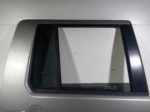 Foto 3ª: Puerta Trasera Derecha Land Rover Discovery 3.0 TD V6 CAT 245CV 180KW [306DT] (2009)
